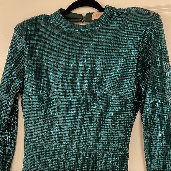 Emerald Green Sequin Club London Midi Dress with Slit - Picture 6 of 6